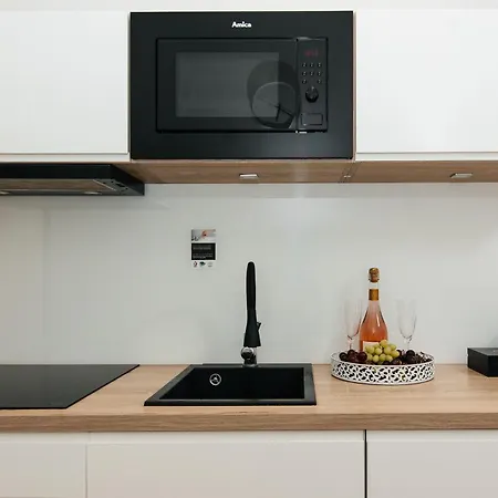 Maya's Flats & 45 - Lux Ogarna 2 Bedrooms *