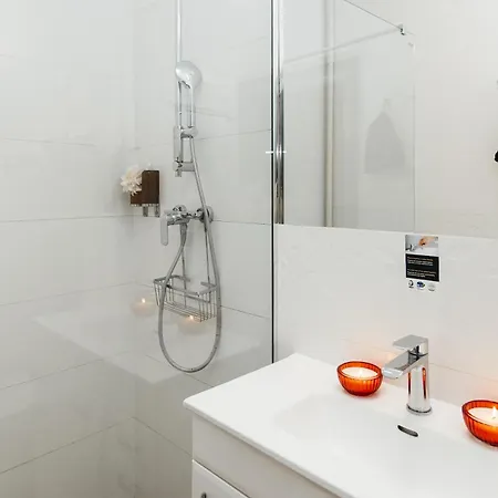 Maya's Flats & 45 - Lux Ogarna 2 Bedrooms Apartment