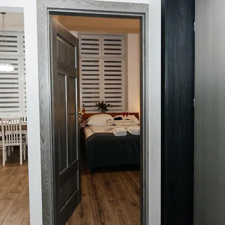 Maya's Flats & 45 - Lux Ogarna 2 Bedrooms * Gdańsk